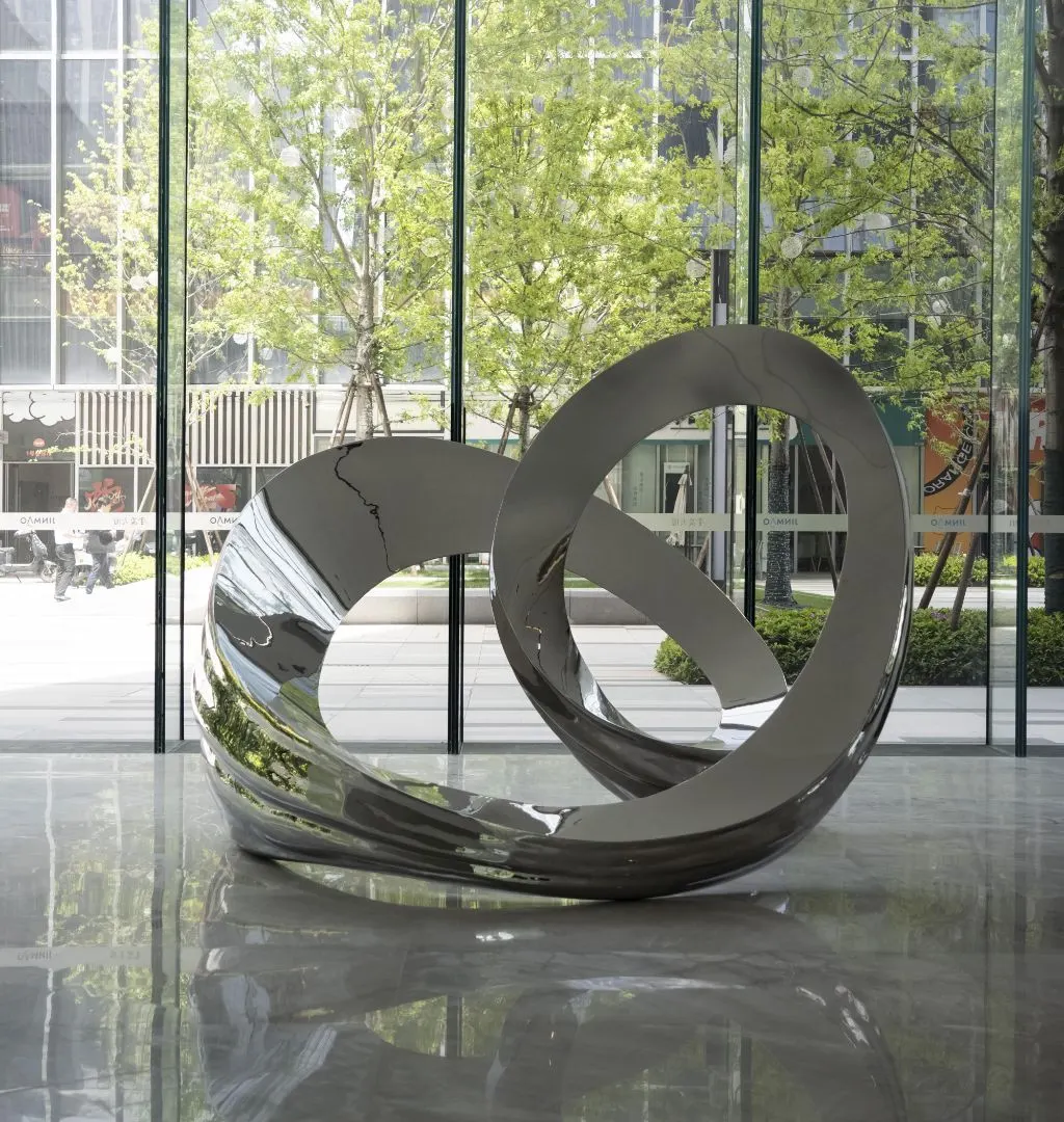 Polished marble sculpture