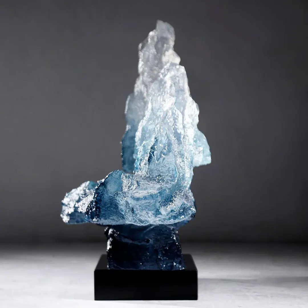 Digitally enlarged custom sculpture produced from a 3D scan