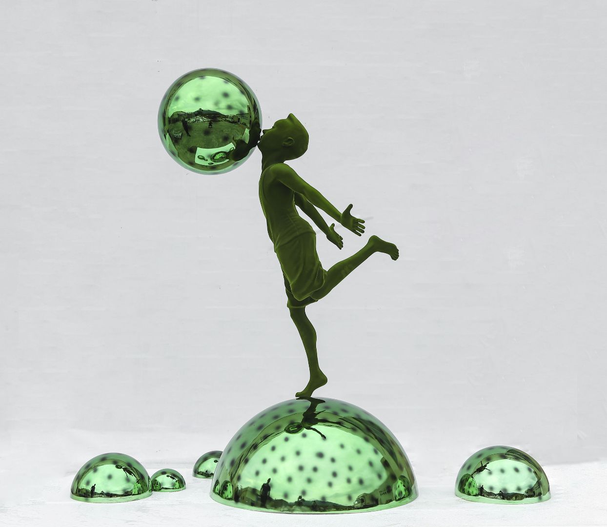 BLG-CW-R- blow bubbles 003-04a6