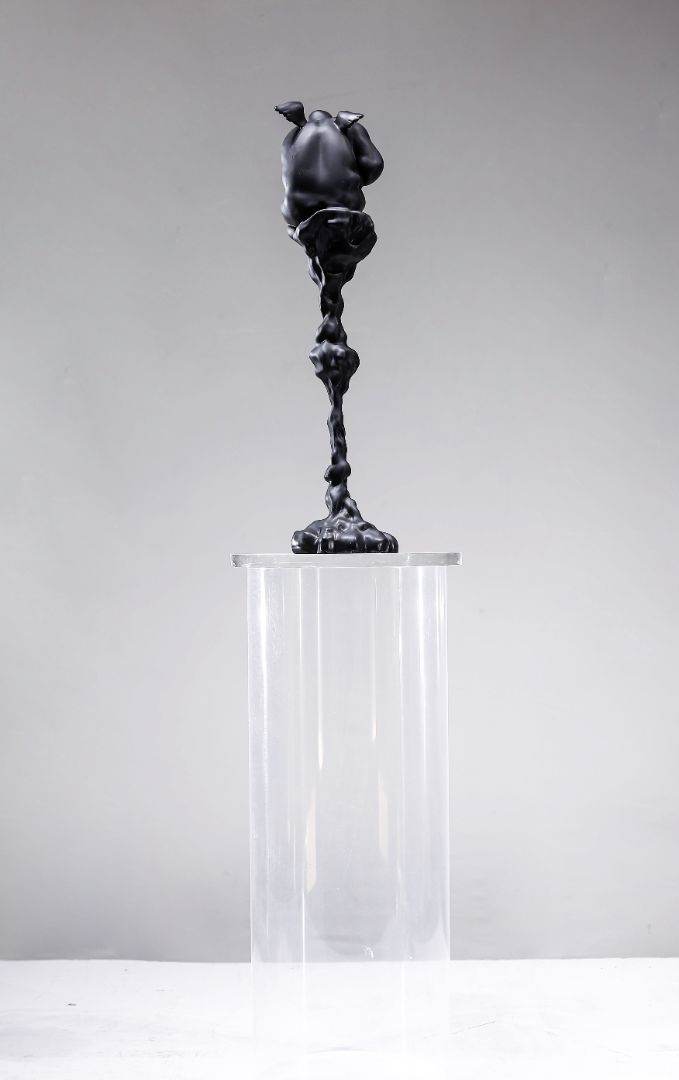 BLG-CW-R- stand 015-02a3
