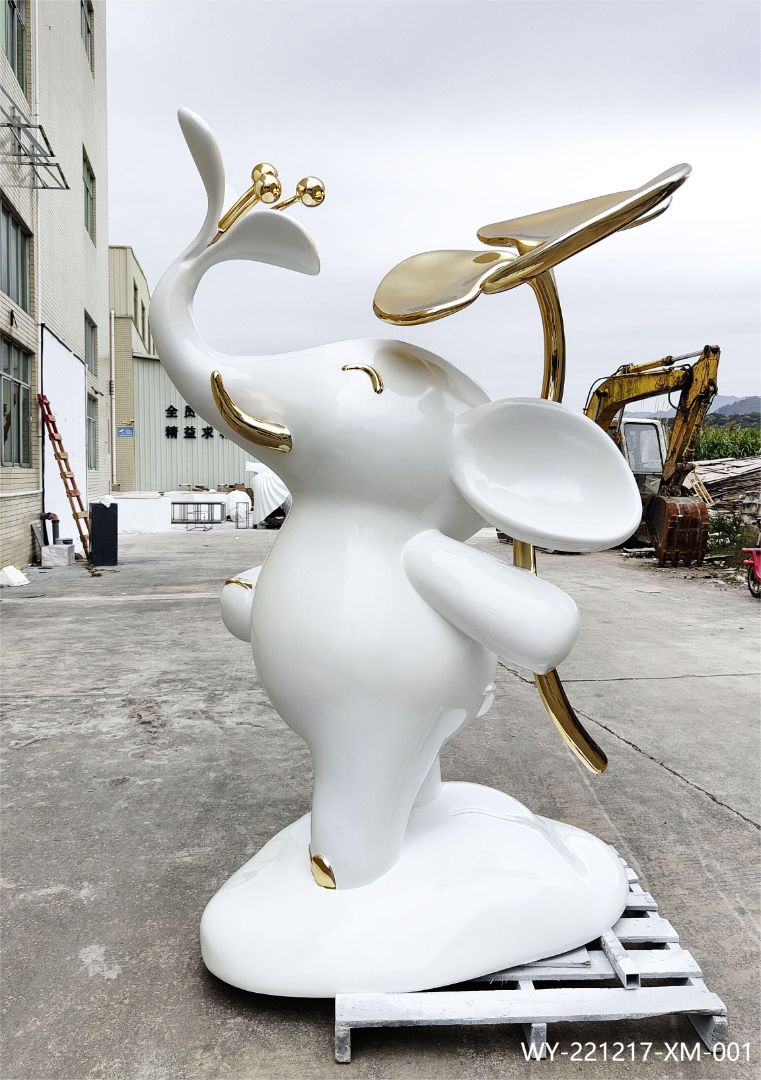 BLG-CW-D- elephant 011-03a1