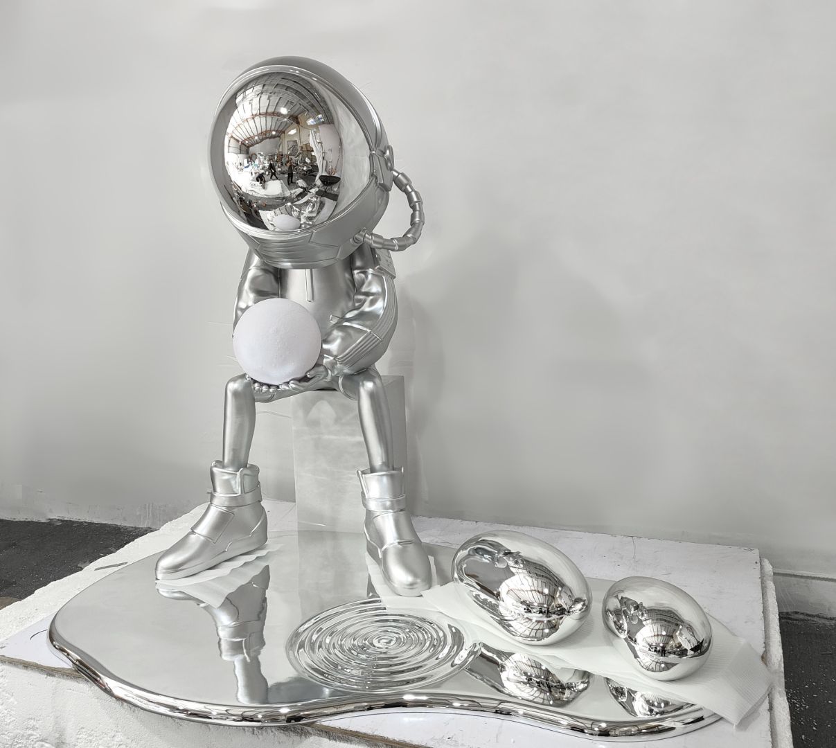 BLG-CW-K- astronaut 002-27b3