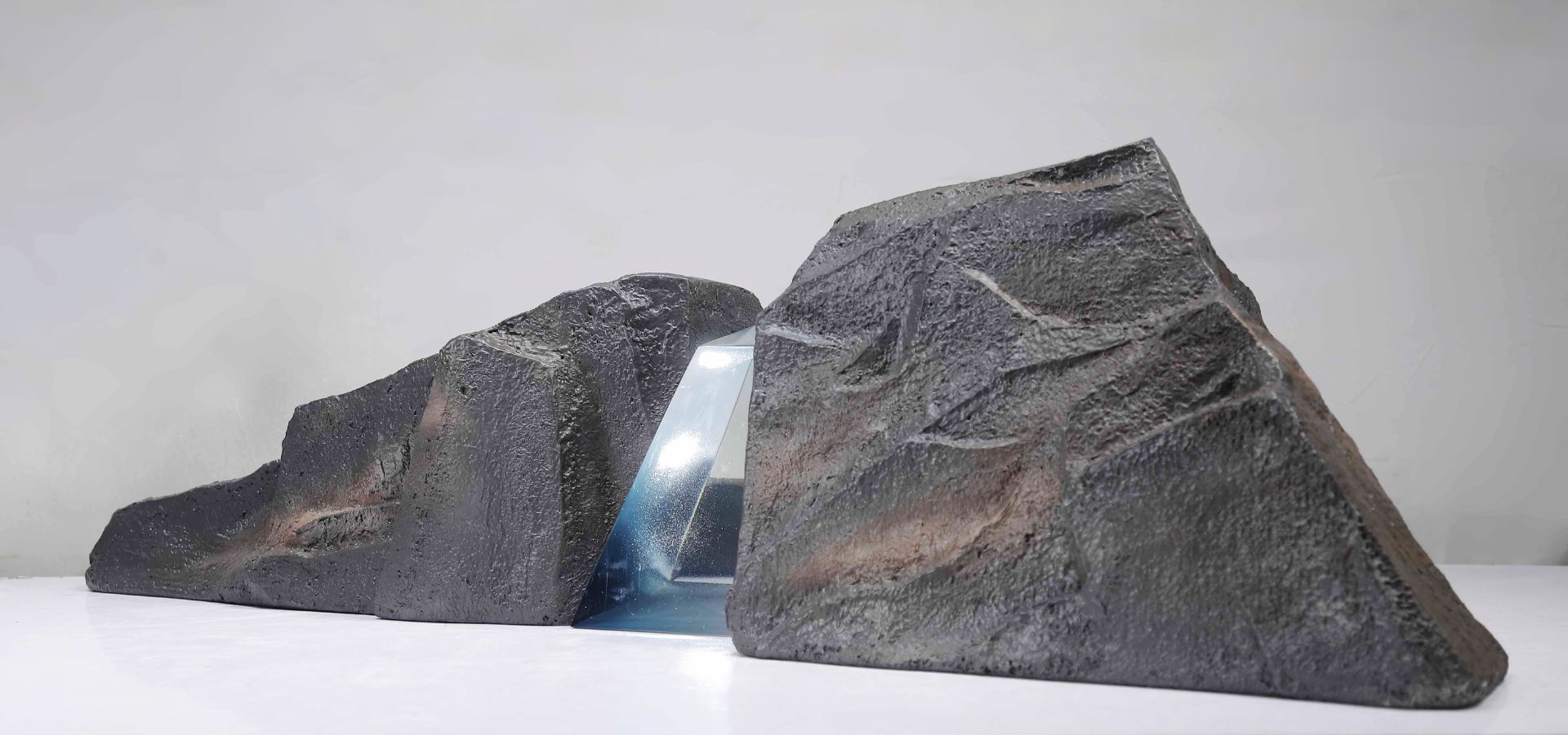 BLG-CX-Y- Combining stones 018-09a3